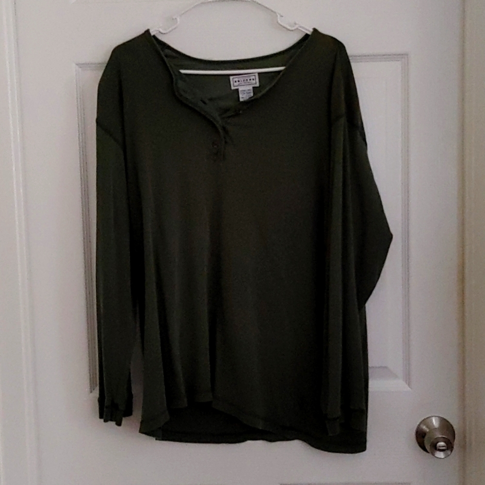 Women's long sleeve blouse